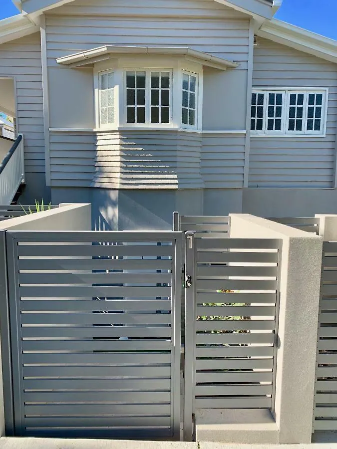 Park Avenue Hideaway For 4 Auchenflower Brisbane Appartamento